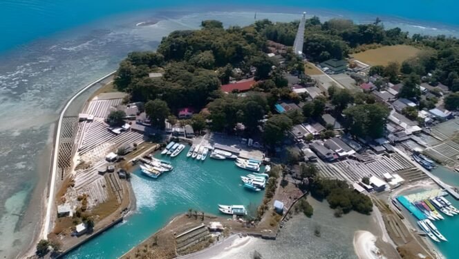
 Pulau Sabira: Surga Tersembunyi di Ujung Utara Jakarta dengan Alam Laut Spektakuler