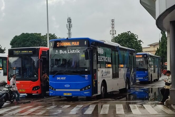 
 Jakarta Mudahkan Mobilitas Warga: Transportasi Umum Gratis untuk Ribuan Orang!