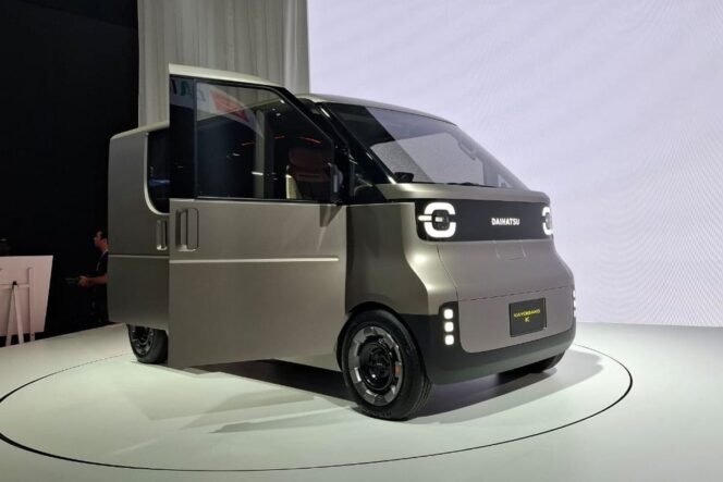 
 Daihatsu Kayoibako-K: Mungil, Listrik, Logistik Masa Depan!