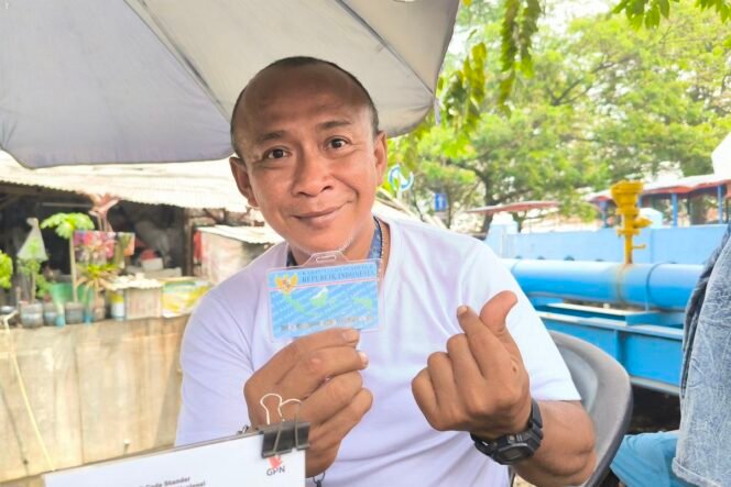 
 Tukang Servis KTP Kilat di Tangerang: Selesai 30 Menit, Tanpa Birokrasi & Aman Data