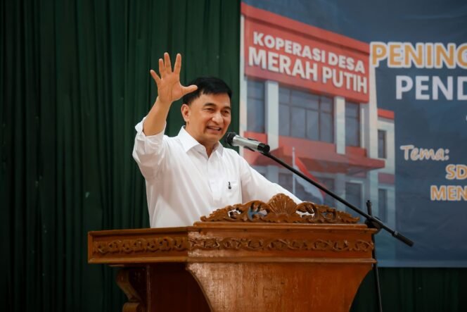 
 Koperasi Merah Putih Banten Digenjot: Wagub Dimyati Siapkan Pendamping Profesional!