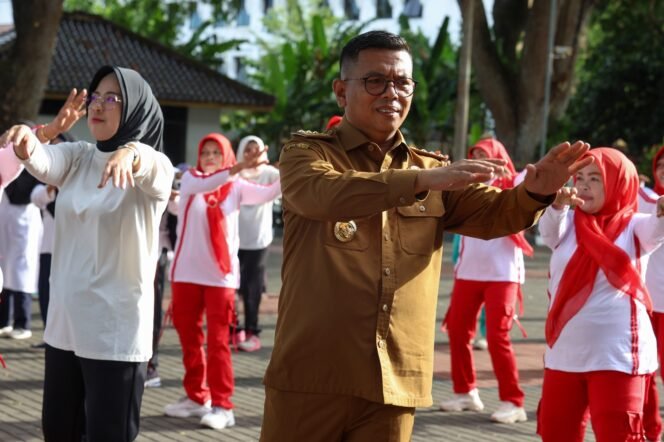 
 Banten Catat Rekor: Angka Harapan Hidup Naik, Lansia Jadi Prioritas!