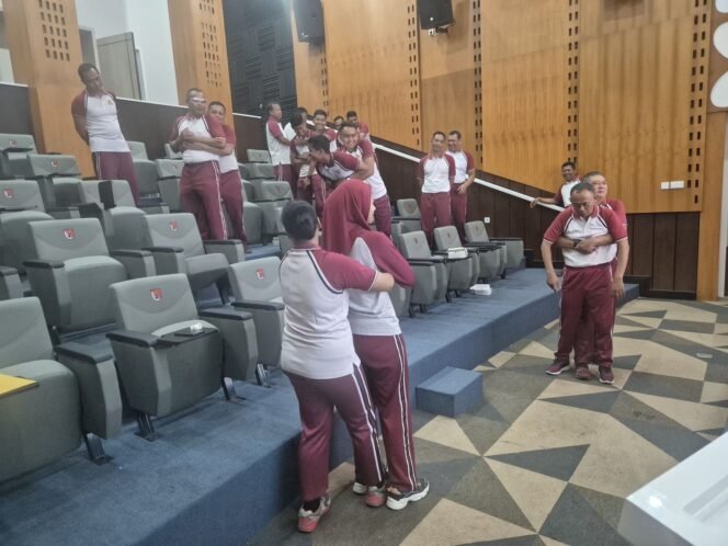 
 “Polisi Penolong” Lahir dari Korsabhara: Personel Polri Dilatih PPGD untuk Hadapi Situasi Gawat Darurat