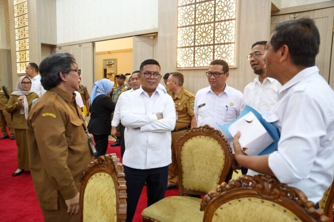 
 Gubernur Banten Tekankan Respons Cepat ASN dalam Menanggapi Permasalahan Masyarakat