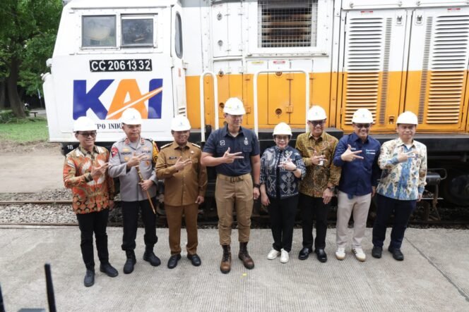 
 Gubernur Andra Soni Dorong Banten Jadi Gerbang Ekspor-Impor Nasional