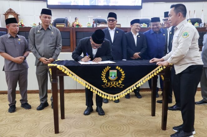 
 Gubernur Andra Soni Tegaskan APBD Banten 2026 Difokuskan untuk Pembangunan dan Pelayanan Publik