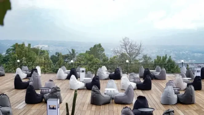 
 12 Tempat Makan di Bogor dengan Pemandangan Alam Bikin Betah