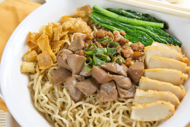 
 5 Bakmi Legendaris di Jakarta Timur yang Menggugah Nostalgia dan Tetap Diburu Pecinta Kuliner