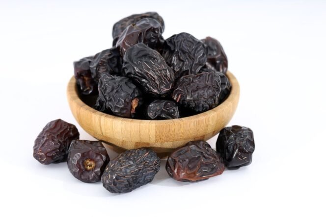 
 Manfaat Kurma Ajwa, Buah Istimewa dengan Segudang Khasiat bagi Kesehatan