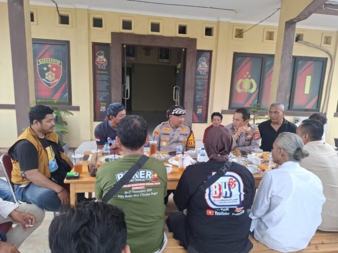 
 Ngariung Kapolres Serang dan Wartawan: Perkuat Sinergi Informasi Publik dan Transparansi Kinerja Polri