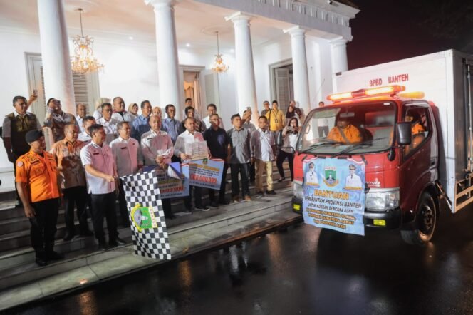 
 Solidaritas Banten: Bantuan Rp3 Miliar dan Logistik Dikirim untuk Sumbar, Sumut, dan Aceh