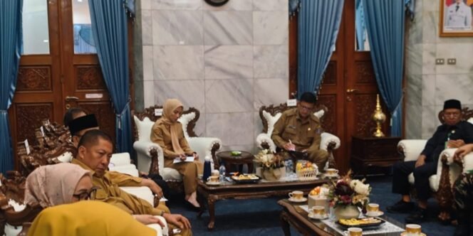 
 ASN Pemkab Serang Dilarang Ambil Cuti Saat Libur Nataru, Pemerintah Siapkan Posko Siaga