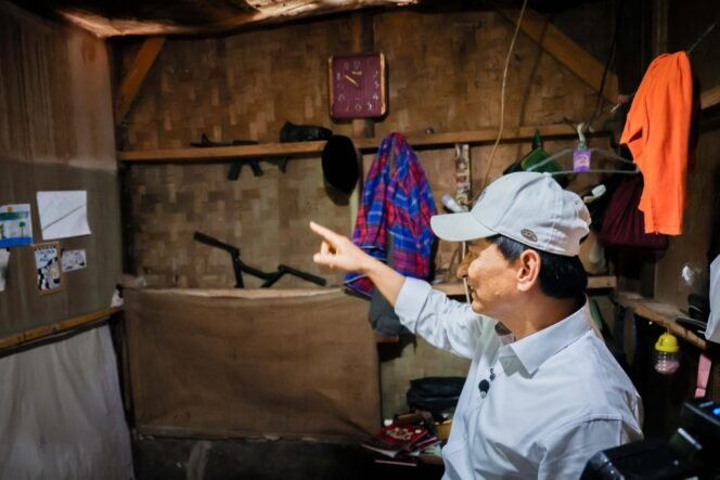 
 Wagub Banten Salurkan Bantuan Rumah Layak Huni, Modal UMKM, dan Dukungan Lembaga Keagamaan di Pandeglang