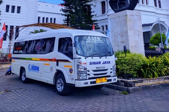 
 Bus KSPN Sinar Jaya Permudah Akses Wisata ke Pantai Parangtritis dan Pantai Baron
